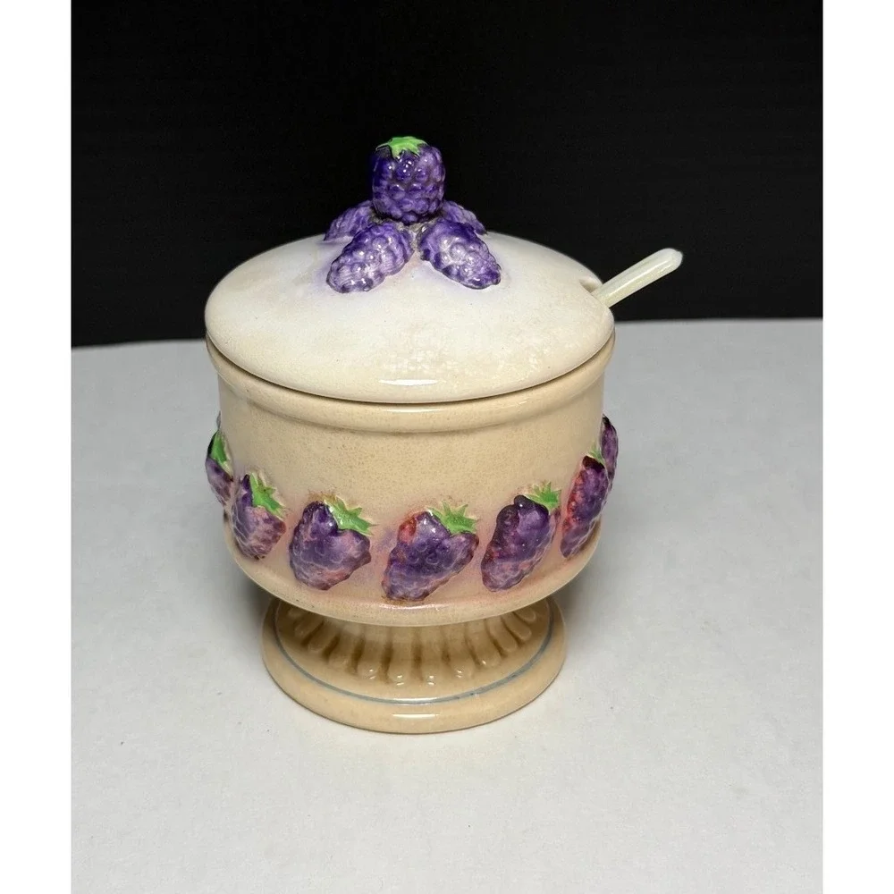 Vintage Ceramic Blackberry Jam Jar with Lid and Spoon Footed Berry Pot 2459